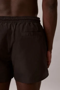 Ba&ntilde;ador corto cord&oacute;n logo