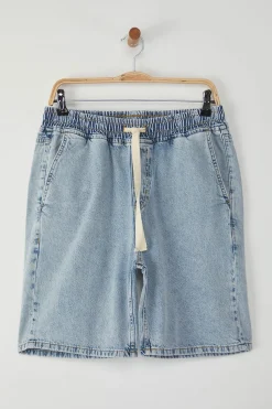 Bermudas vaqueras de corte recto