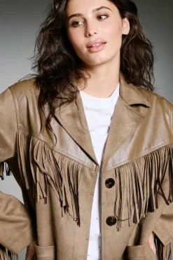 Blazer de ante con flecos