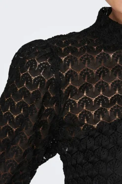 Blusa de encaje