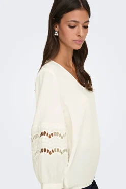 Blusa manga 3/4 encaje
