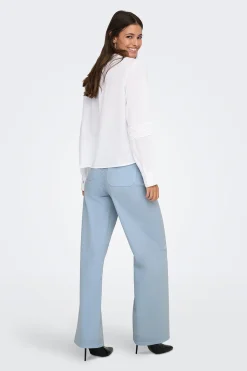 Blusa manga larga bordada