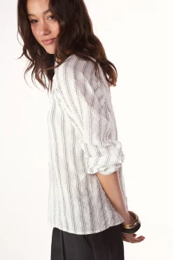 Blusa raya tejida