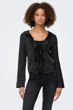 Blusa satinada con volante