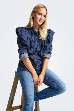 Camisa denim con volante