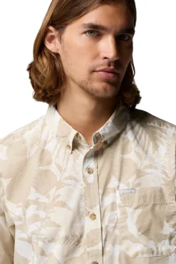 Camisa estampada de manga corta