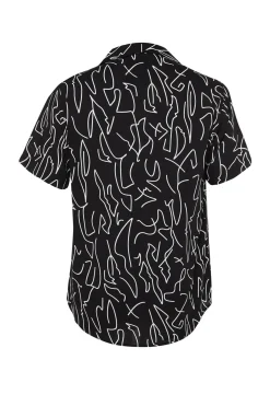 Camisa estampada manga corta