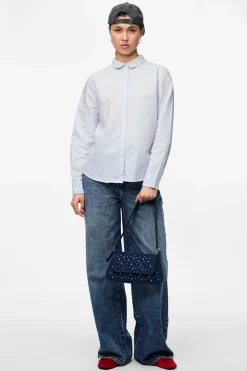 Camisa oxford b&aacute;sica