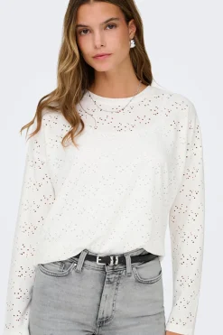 Camiseta con calados