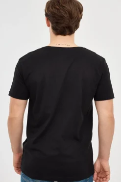 Camiseta cuello pico