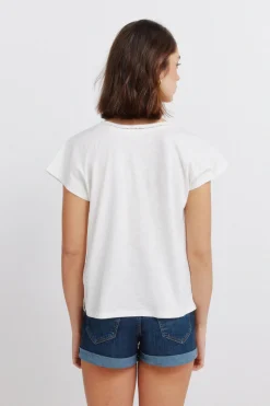 Camiseta escote uve lace