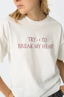 Camiseta estampada con aplique