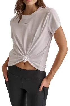 Camiseta nudo
