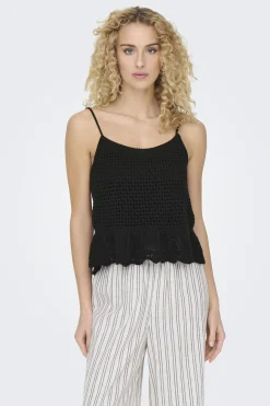 Camiseta tirantes crochet