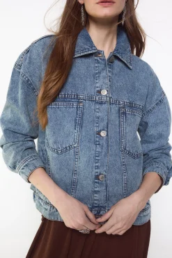 Cazadora denim trucker
