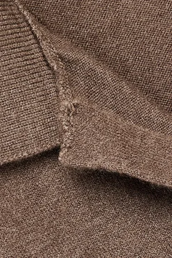 Chaleco de corte est&aacute;ndar con cuello polo