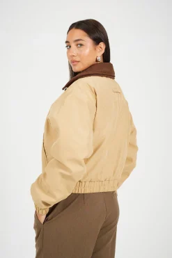 Chaqueta bomber con cuello pana