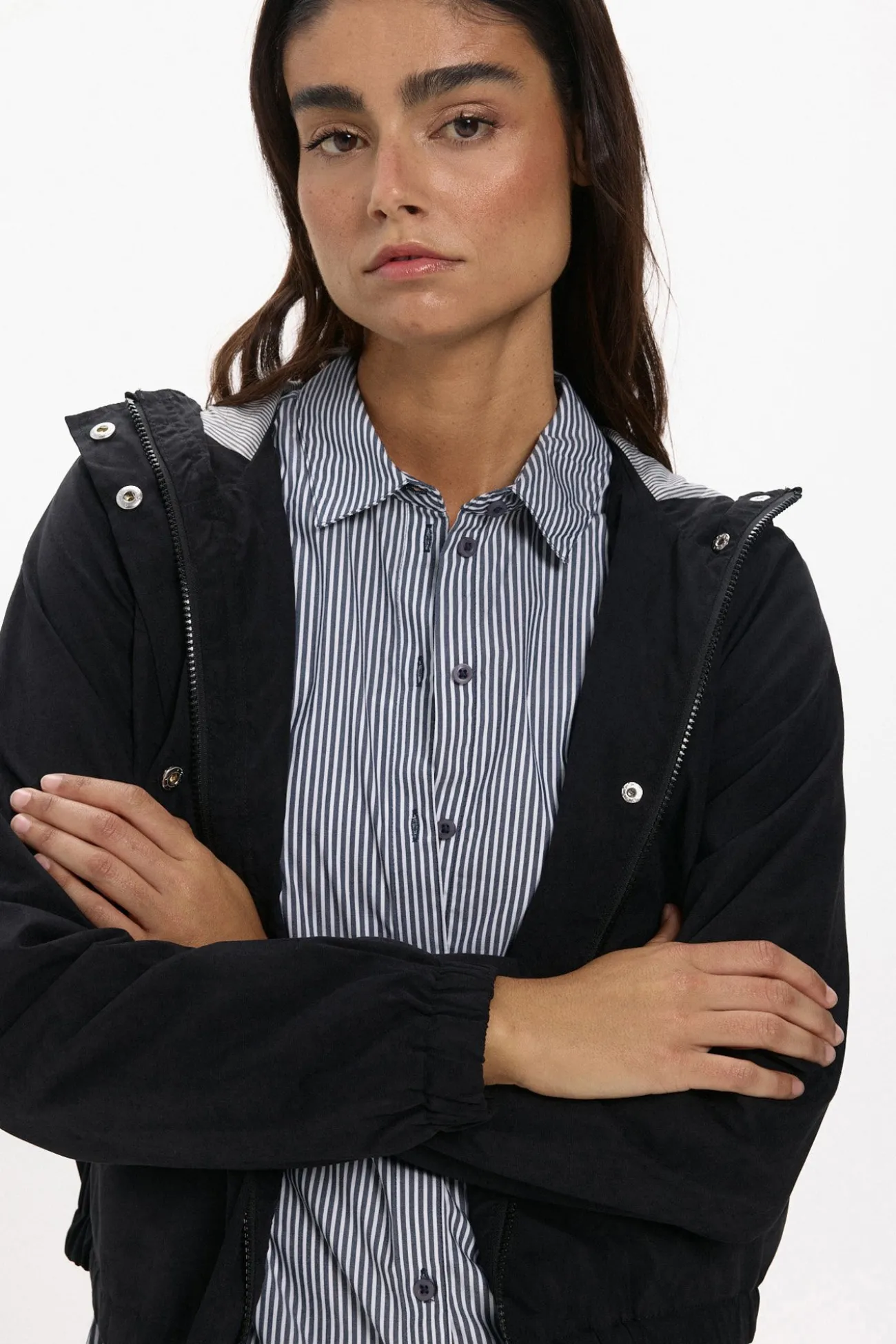 Chaqueta con capucha