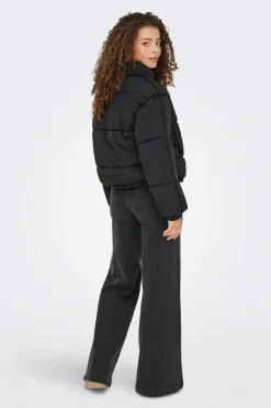 Chaqueta corta acolchada