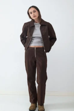 Chaqueta corta efecto desgastado