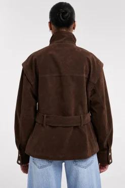 Chaqueta cuello alto
