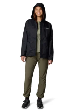 Chaqueta impermeable con capucha
