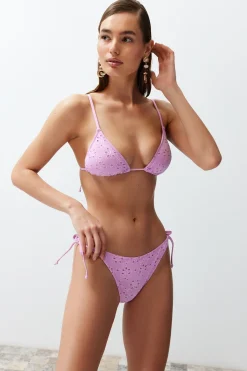 Conjunto de bikini triangular brocado