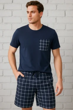 Conjunto de pijama corto cuadros