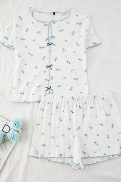 Conjunto de pijama corto floral lazos