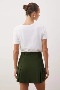 Falda pantal&oacute;n con bolsillos