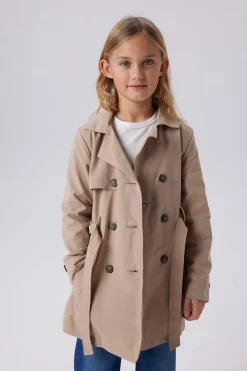 Gabardina con cintur&oacute;n