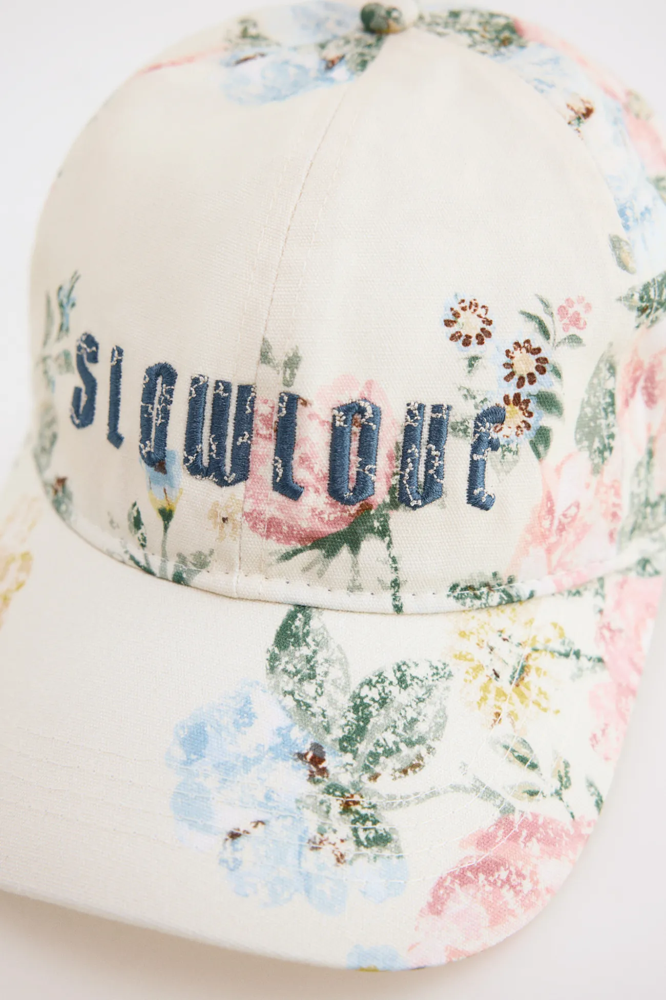 GORRA ESTAMPADO FLORAL