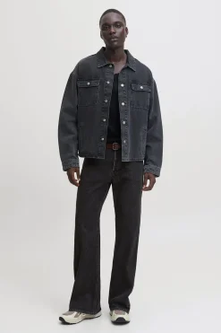 Jeans acampanado