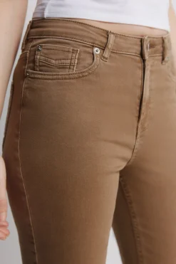 Jeans kick flare color
