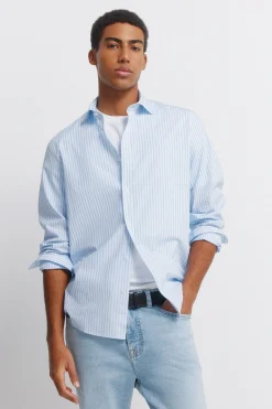 Jeans lavado claro slim fit