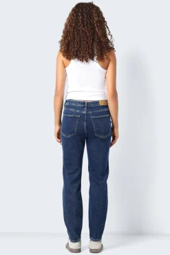 Jeans Mom