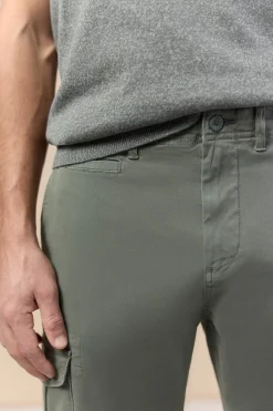 Pantal&oacute;n cargo slim