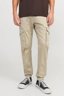 Pantal&oacute;n cargo slim fit