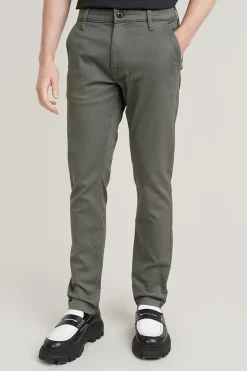 Pantal&oacute;n chino, corte pitillo