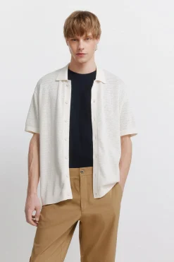 Pantal&oacute;n chino ligero relaxed fit