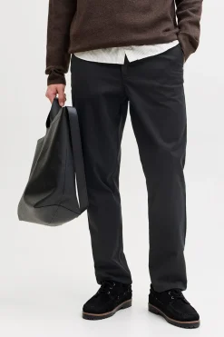 Pantal&oacute;n chino regular tiro medio
