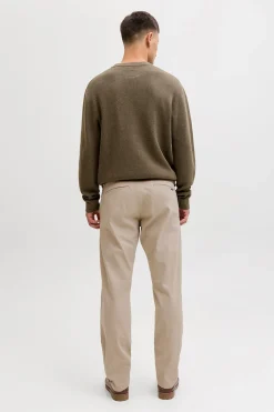 Pantal&oacute;n chino relaxed