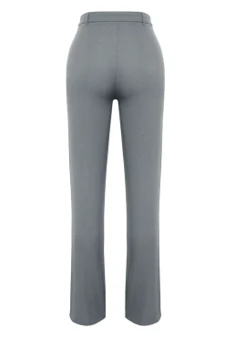 Pantal&oacute;n cintura alta