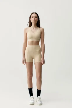 Pantal&oacute;n corto deportivo Deo beige