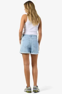 Pantal&oacute;n corto vaquero