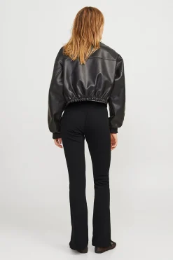 Pantal&oacute;n flare tiro alto