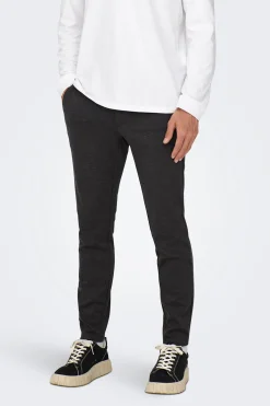 Pantal&oacute;n largo slim