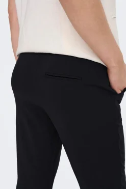 Pantal&oacute;n recto fluido