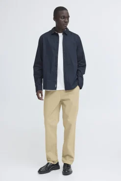 Pantalón regular
