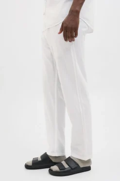 Pantal&oacute;n relaxed fit lino